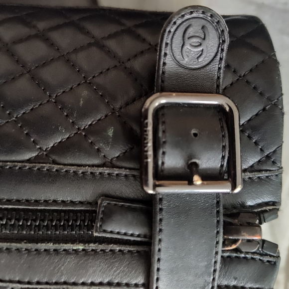 Vintage CHANEL black leathermotorcycle boots - Picture 5 of 9